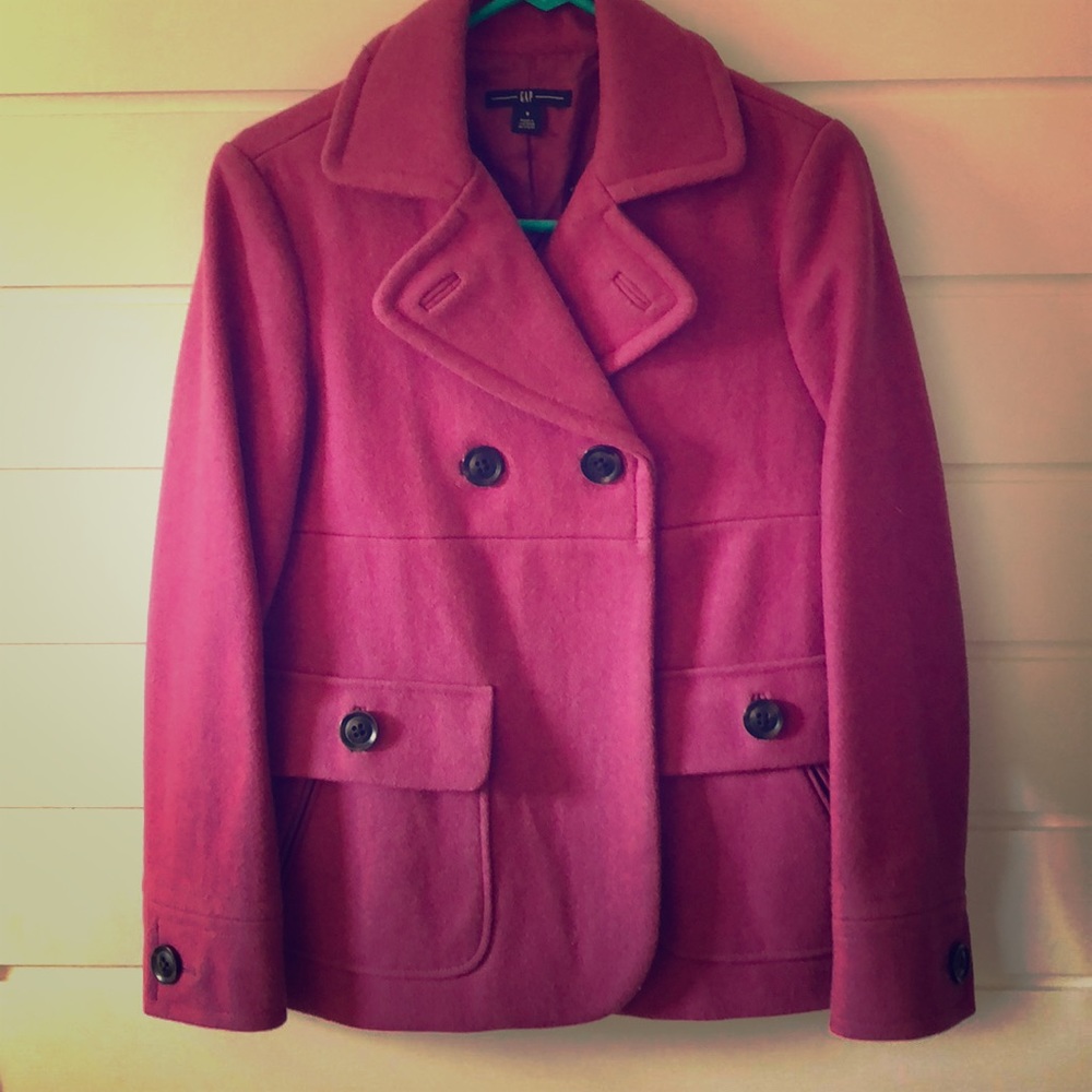 Beautiful pink Gap women’s jacket